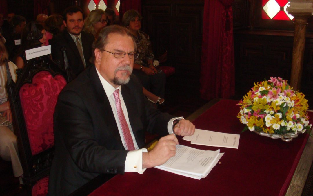 El 22 de octubre de 2013 se realizó en Sesión Solemne el Acto de Incorporación Académica del Dr. Julio Rodríguez Berrizbeitia